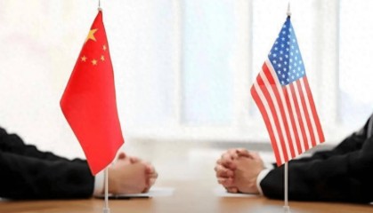 2架专机抵华,中方终于肯接电话了,特朗普悬着的心可以放下了