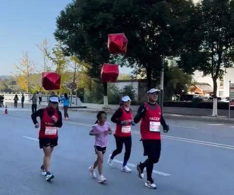 6岁女童跑完全马引争议 医生：巨大的挑战极易给孩子带来严重损伤