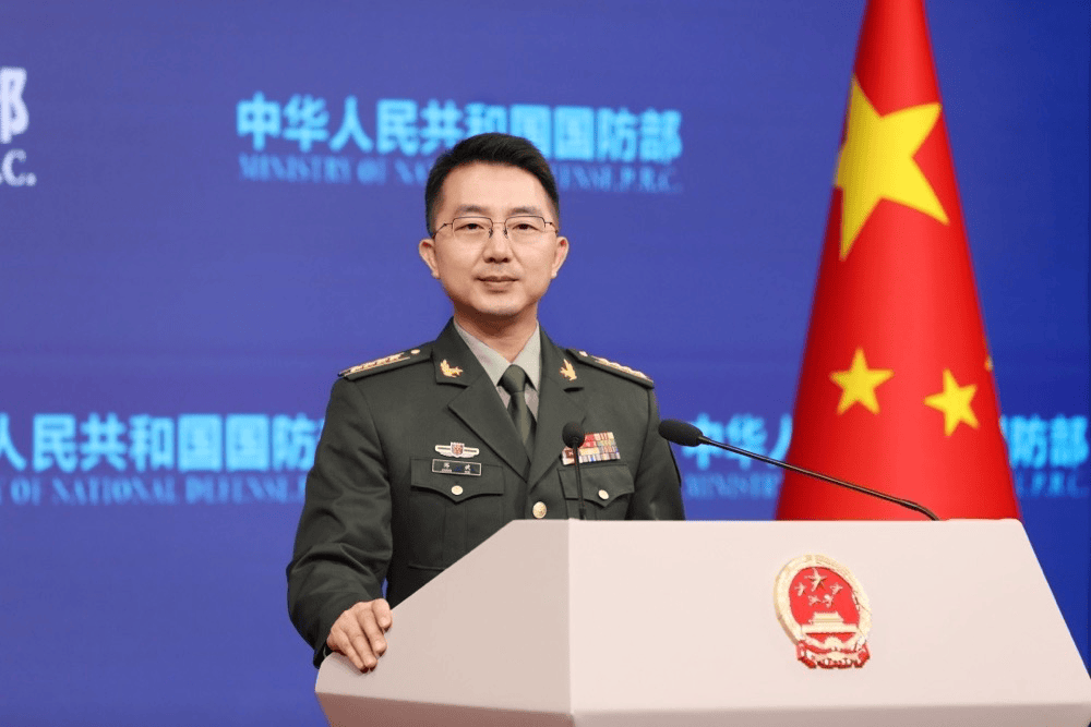 新任国防部新闻发言人蒋斌，正式亮相