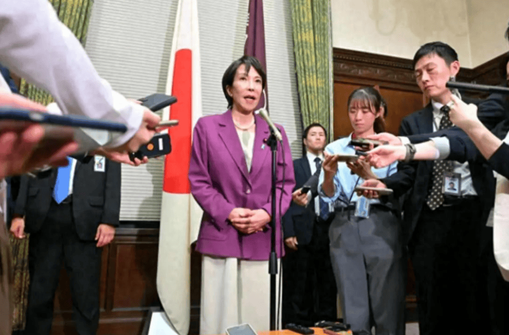 高市早苗知道事情闹大了,3天后又火速改口,中国这次不再客气了