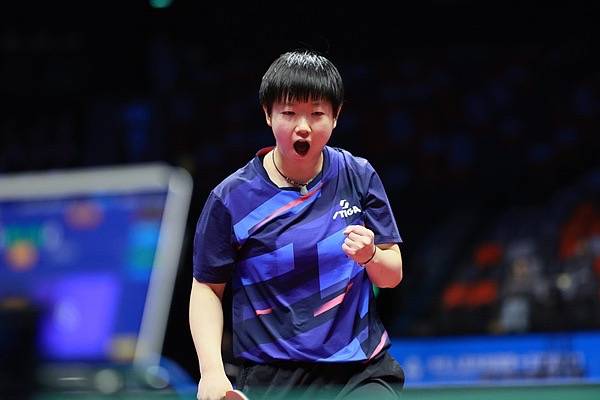 十五运｜决赛再次不敌王曼昱，孙颖莎给自己的全运会单打表现打90分