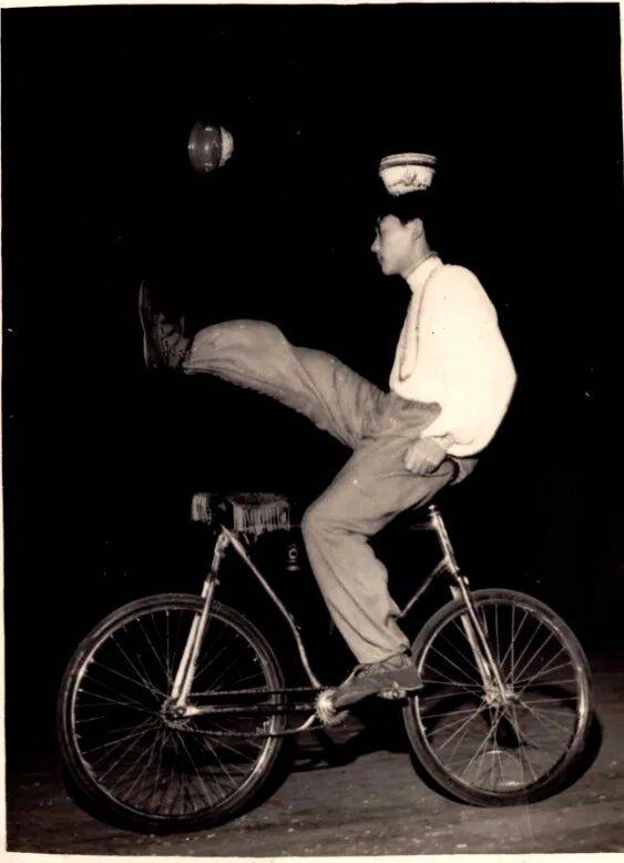 一级演员李春来表演时突然倒地，送医后不治身亡